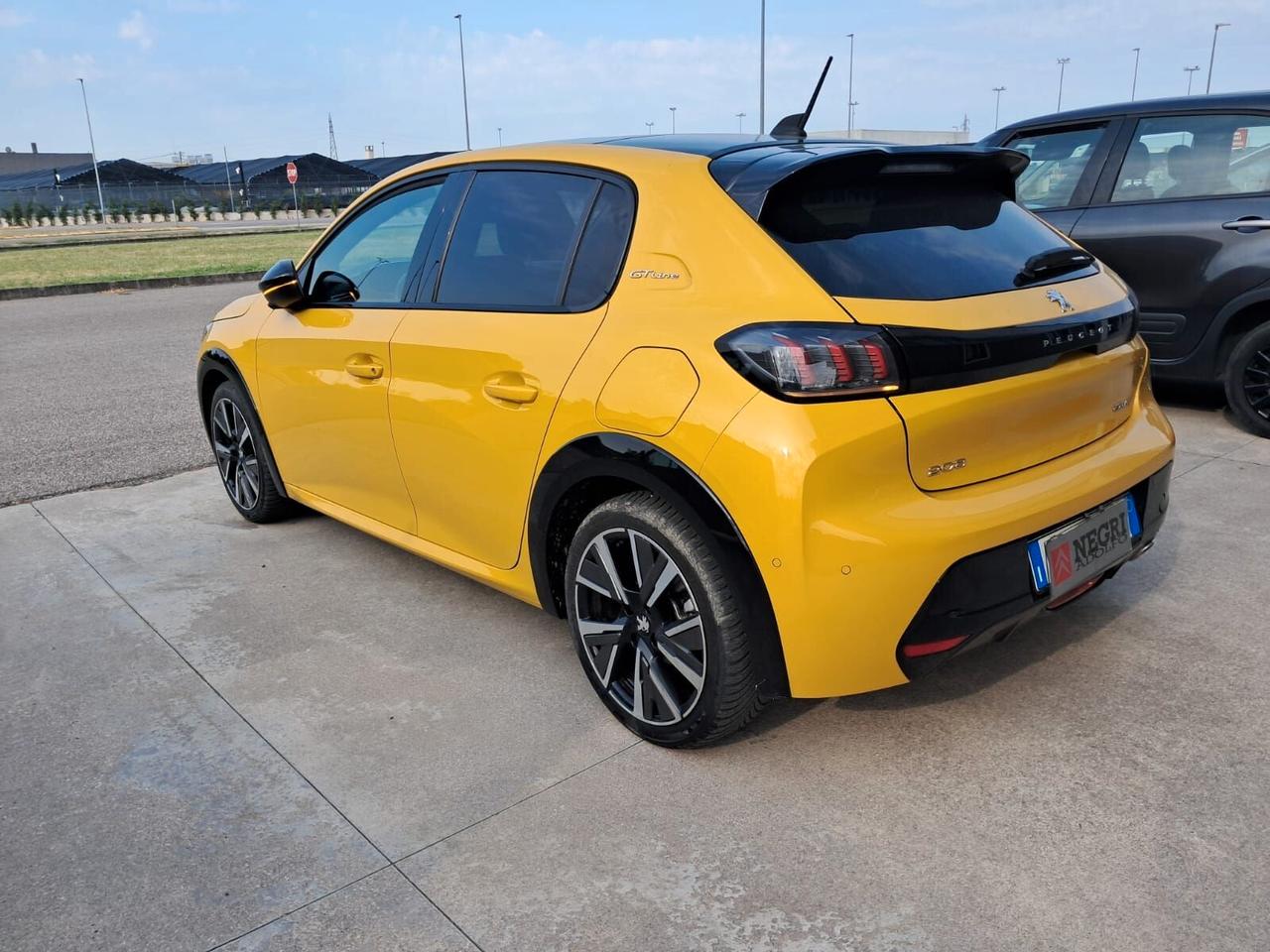 Peugeot 208 PureTech 100 Stop&Start EAT8 5 porte GT Line