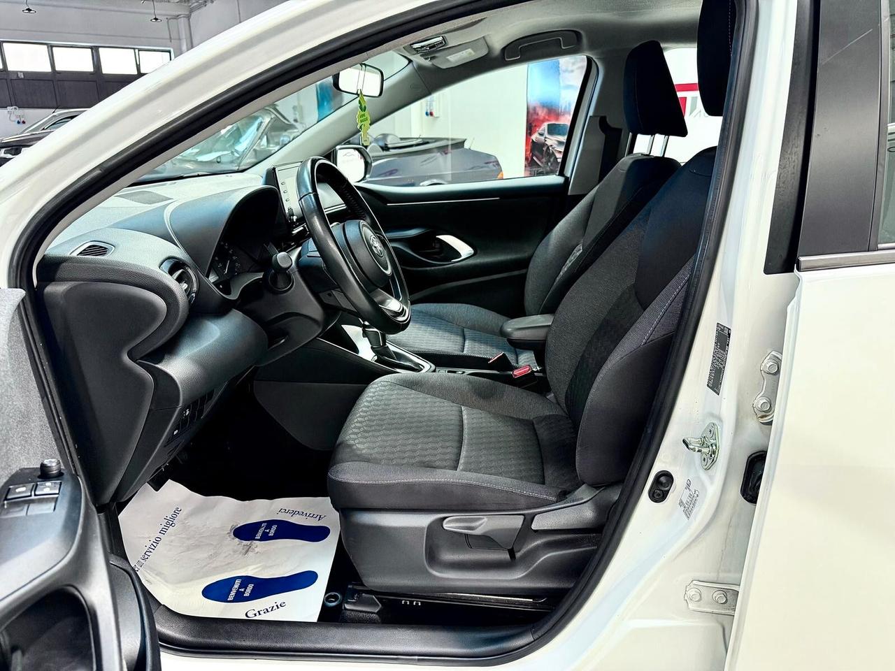 Toyota Yaris 1.5 Hybrid 5 porte Business
