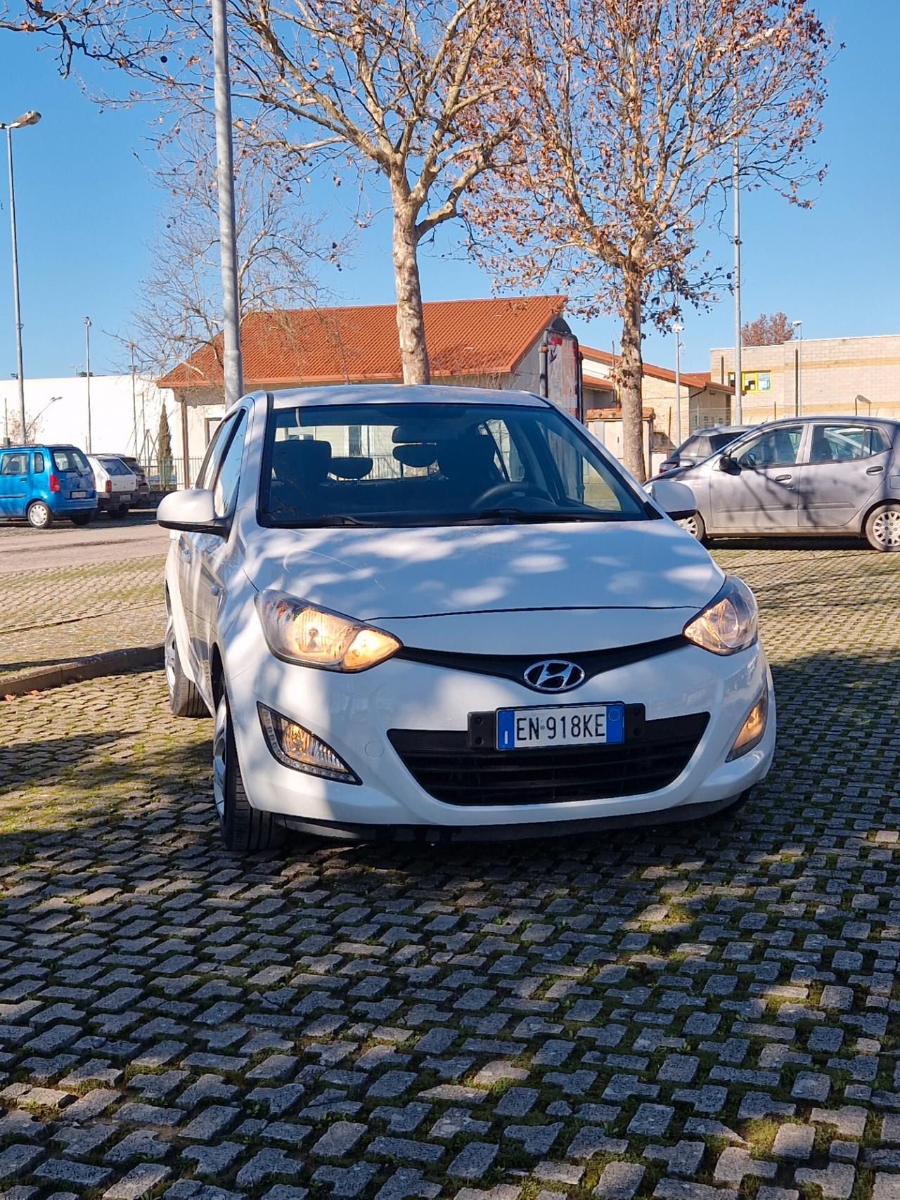Hyundai i20 1.2 5p. BlueDrive GPL Sound Edition