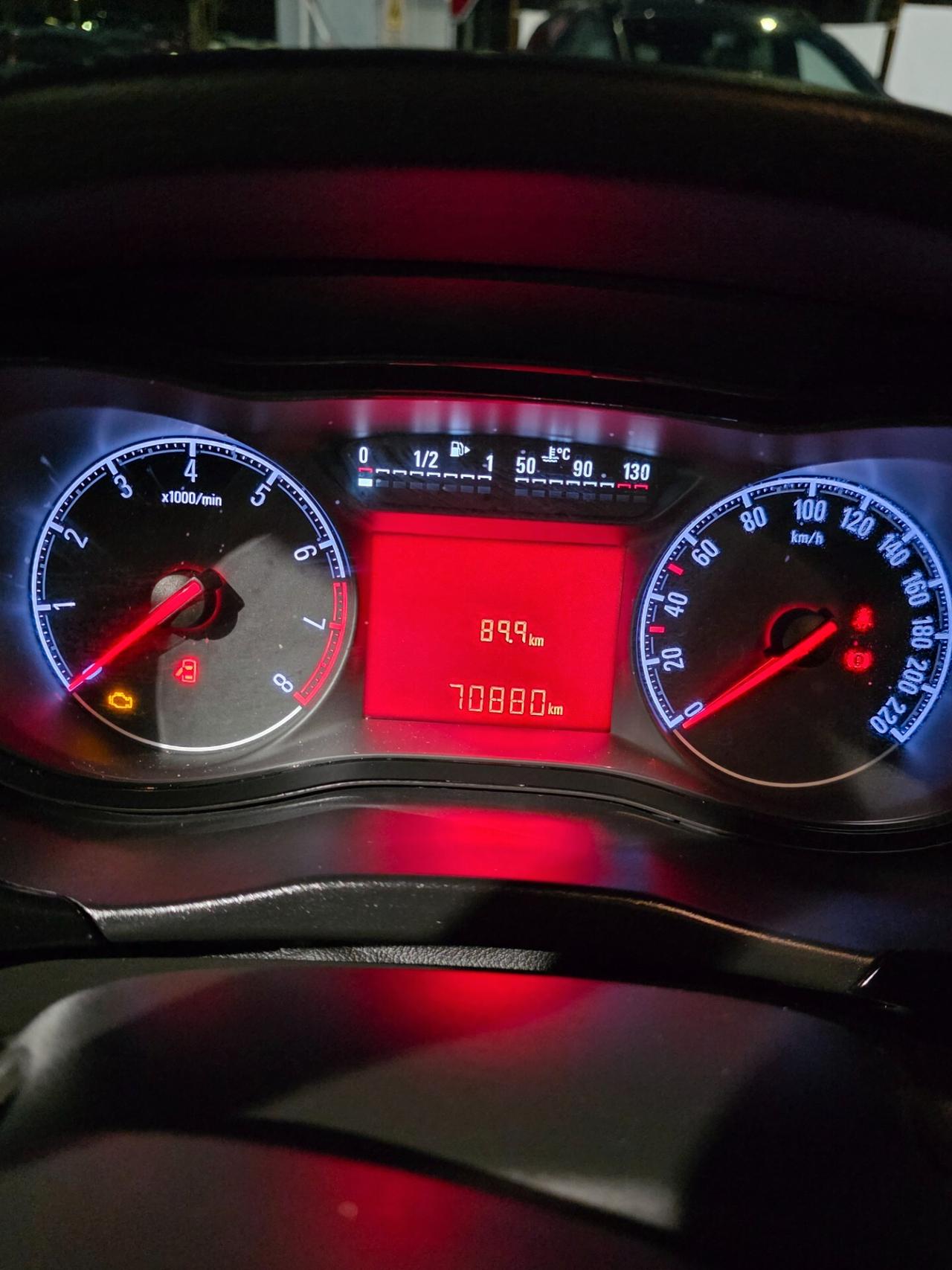 Opel Corsa 1.2 Coupé b-Color