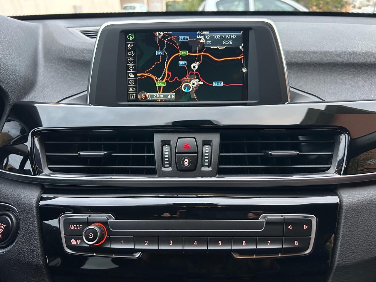 Bmw X1 xDrive20d xLine. Strafull !!!