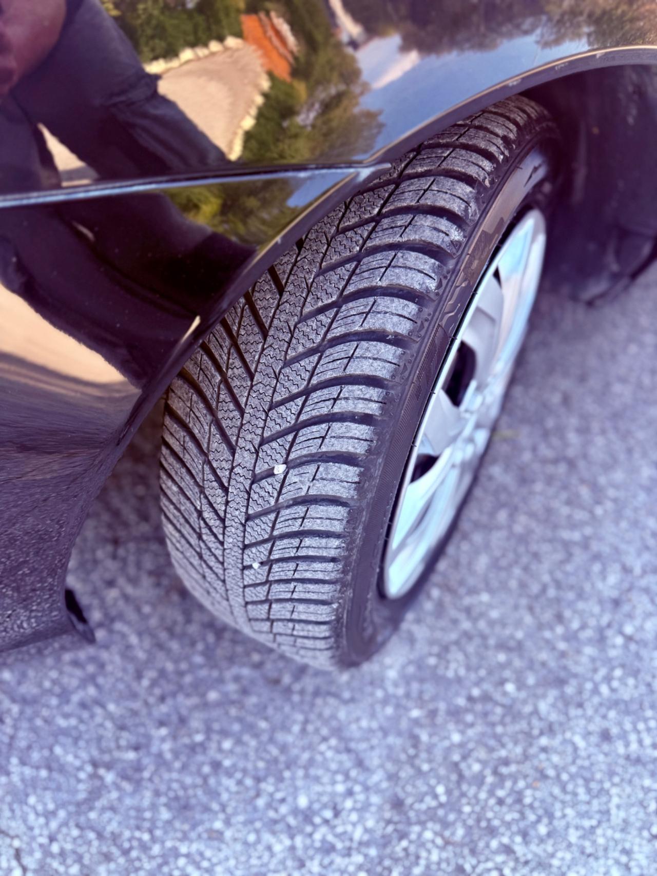 Lancia Ypsilon restayling 1.2 benzina Unicaproprietà