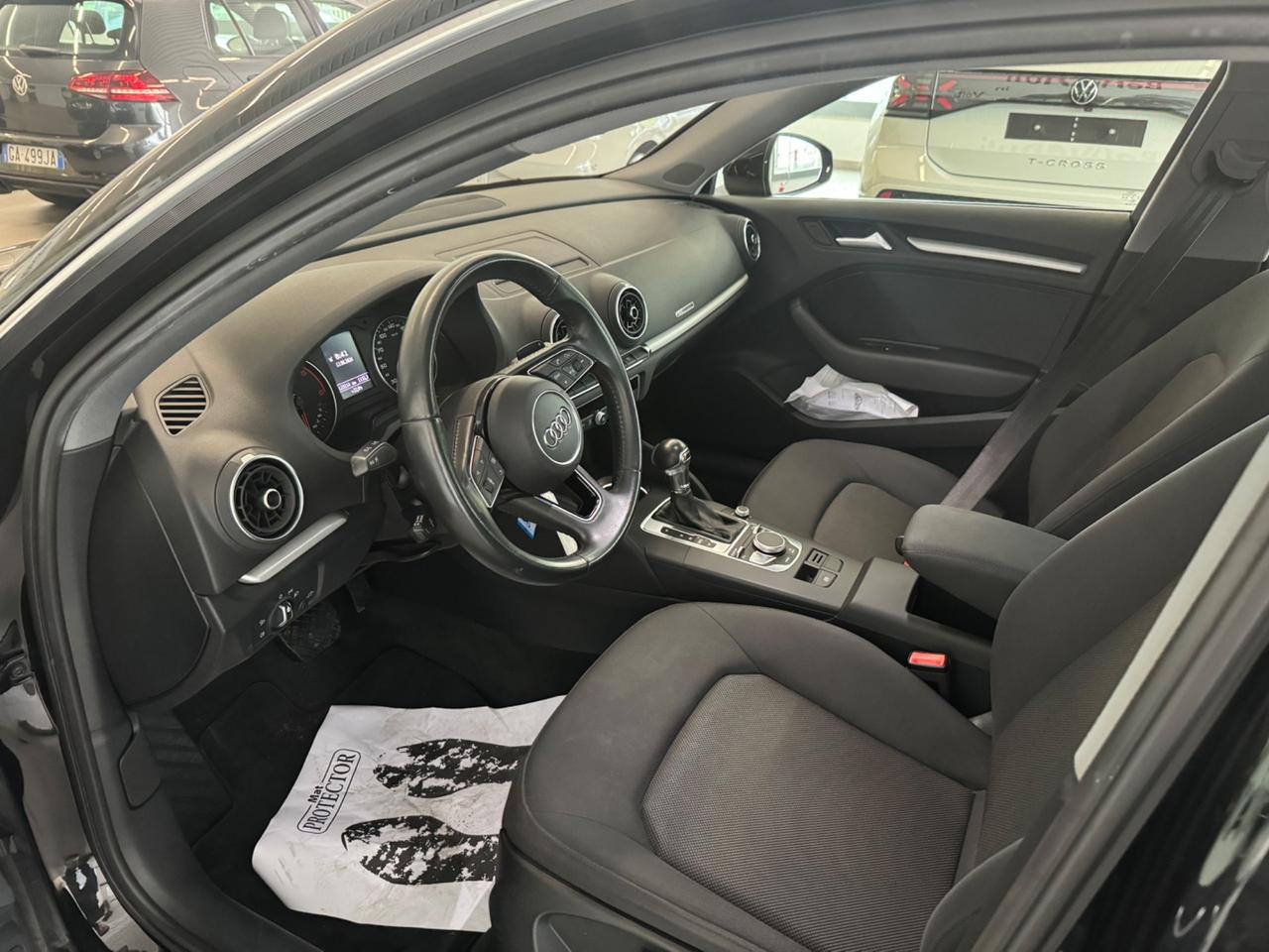 Audi A3 1.6 TDI 116 CV S tronic Business VENDUTA