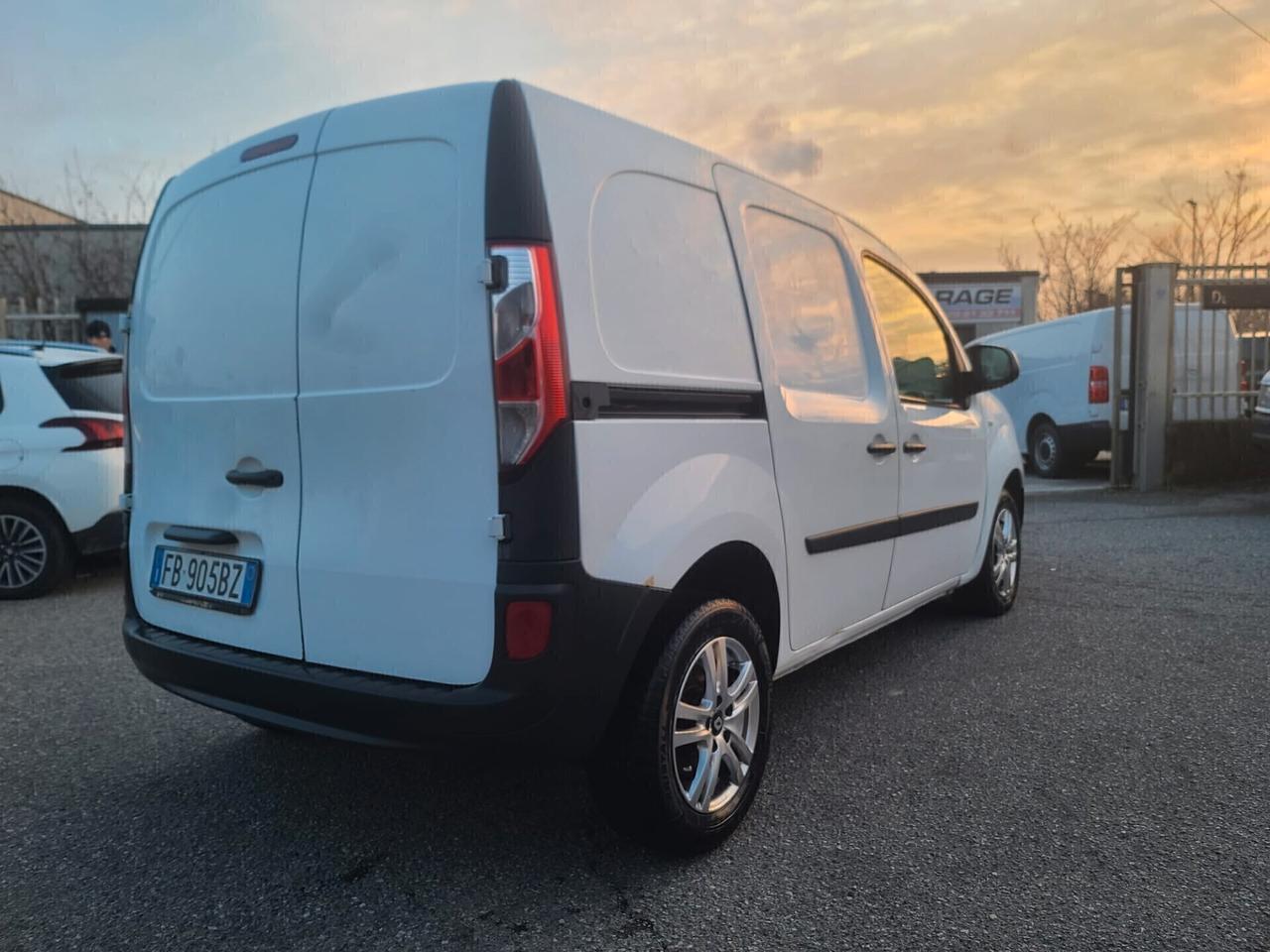 Renault Kangoo 1.5 dCi 75CV E5 FAP