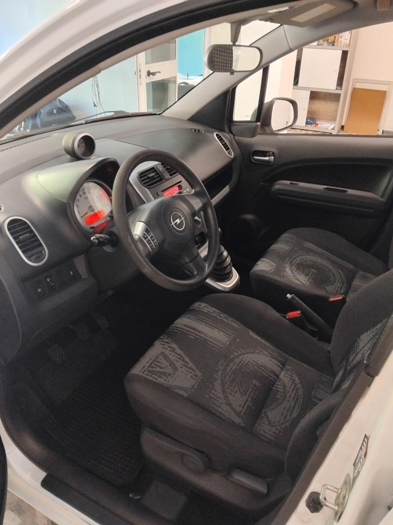 Opel Agila 1.0 12V 68 CV Elective