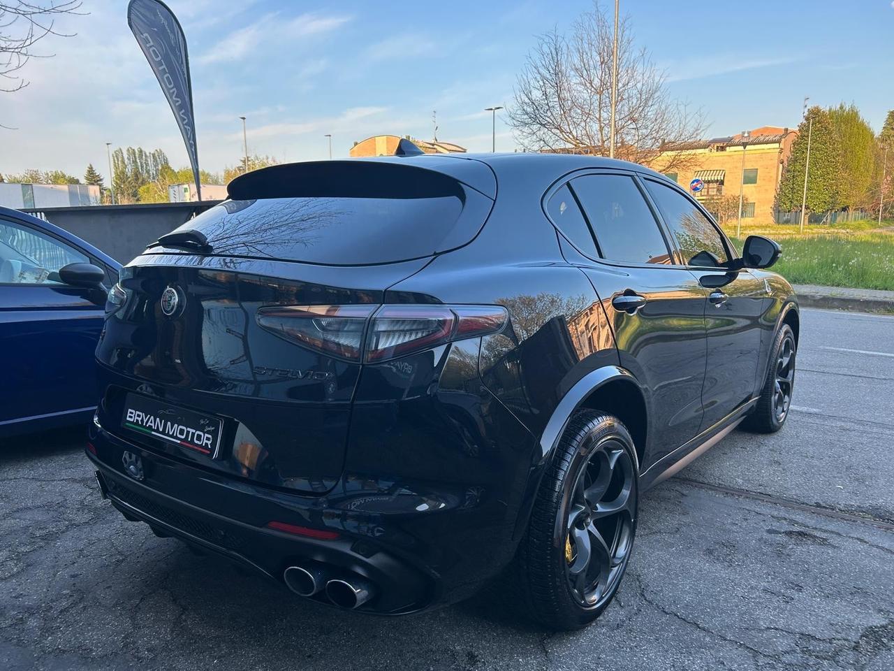 Alfa Romeo Stelvio 2.9 Bi-Turbo V6 510 CV AT8 Quadrifoglio