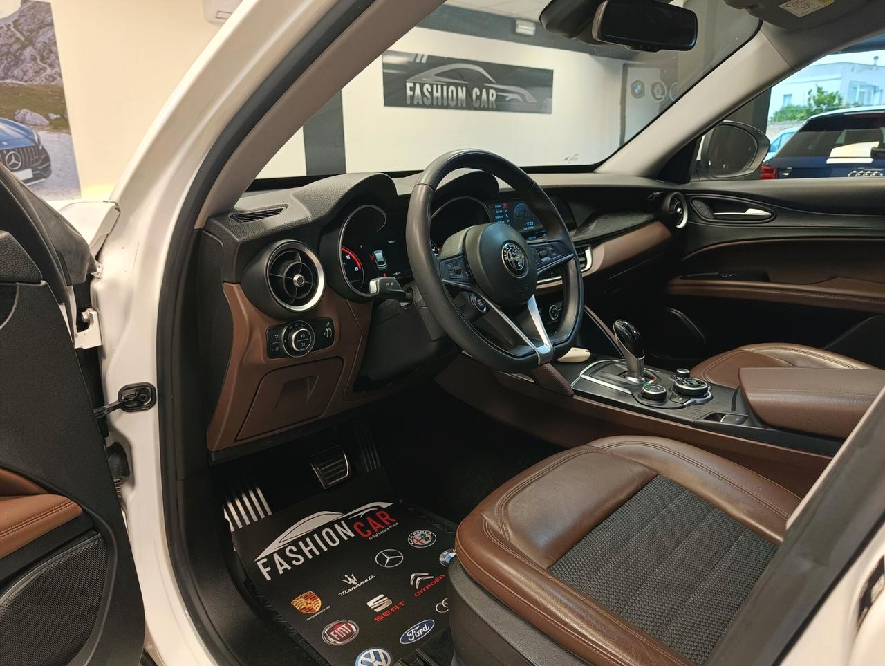 Alfa Romeo Stelvio 2.2 Turbodiesel 210 CV AT8 Q4 Super