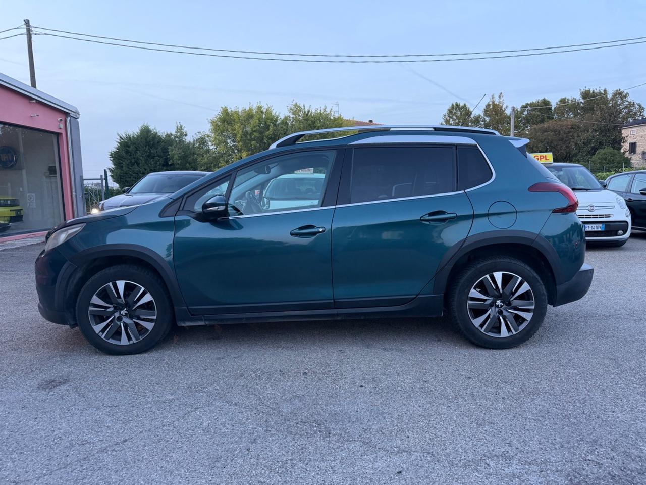 Peugeot 2008 PureTech 82 Allure