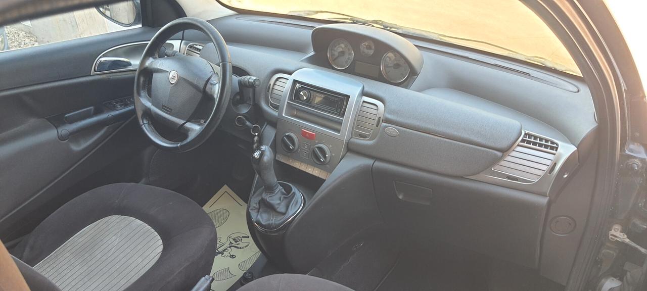 Lancia Ypsilon 1.3 MJT 90 CV