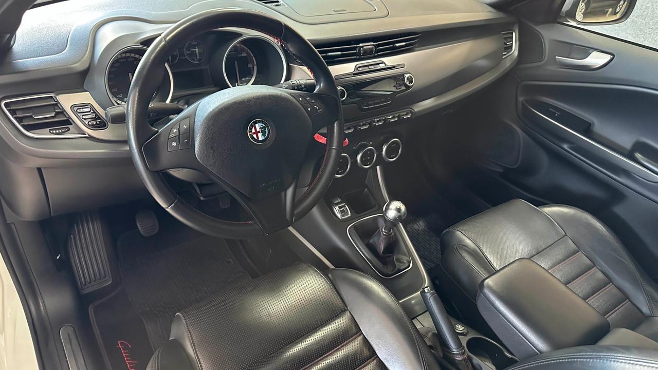 Alfa Romeo Giulietta 2.0 JTDm-2 140 CV Veloce