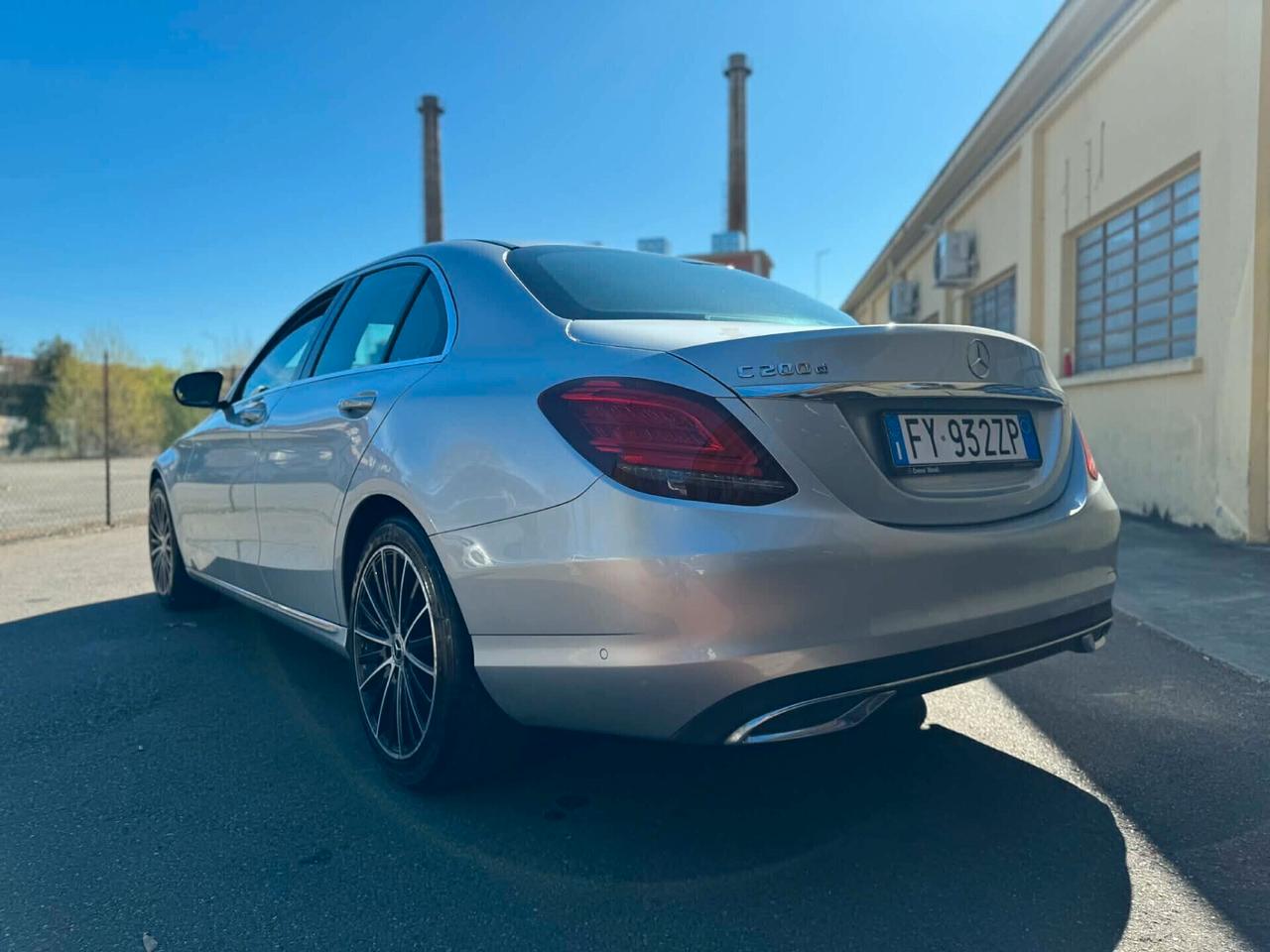 Mercedes Benz C200 Anno 2019 1.6 Diesel ACCESSORIATA