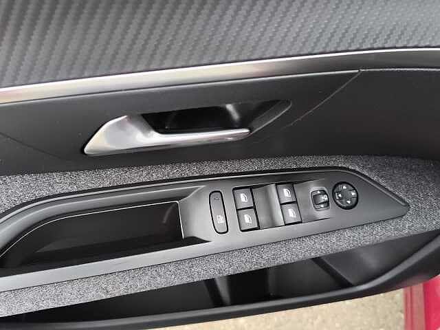 Peugeot 3008 BlueHDi 130 S&S Business