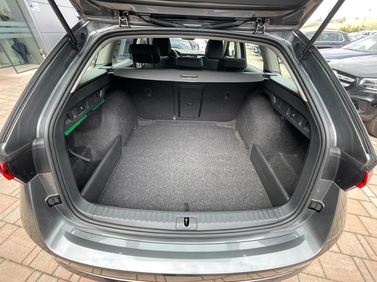 Skoda Octavia 2.0 TDI EVO SCR 150 CV DSG Wagon Executive