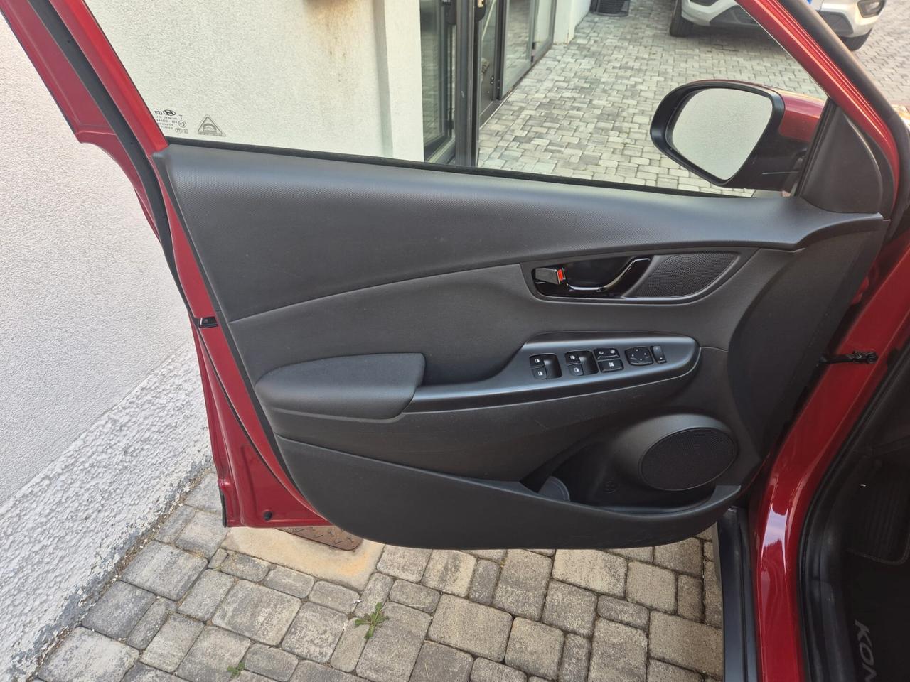 Hyundai Kona 1.0 T-GDI Xpossible