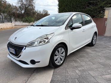 Peugeot 208 1.2 benzina 2014