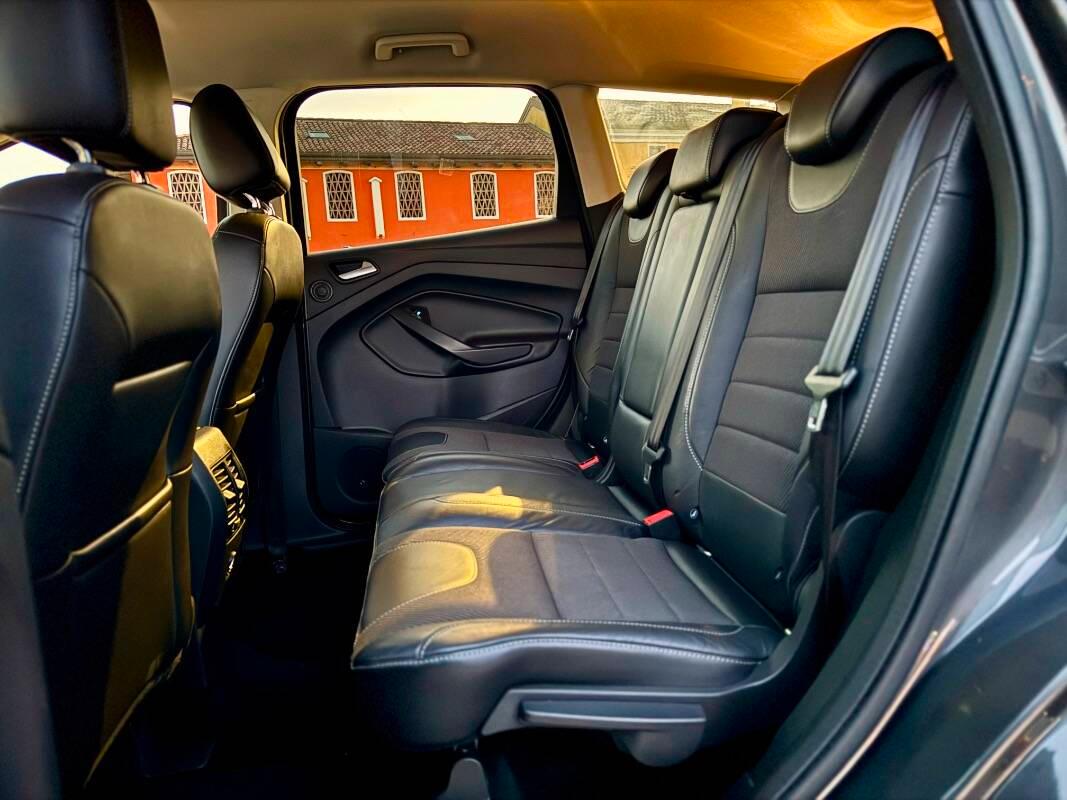 Ford Kuga 2.0 tdci Titanium X 4wd s&s 150cv powershift E6