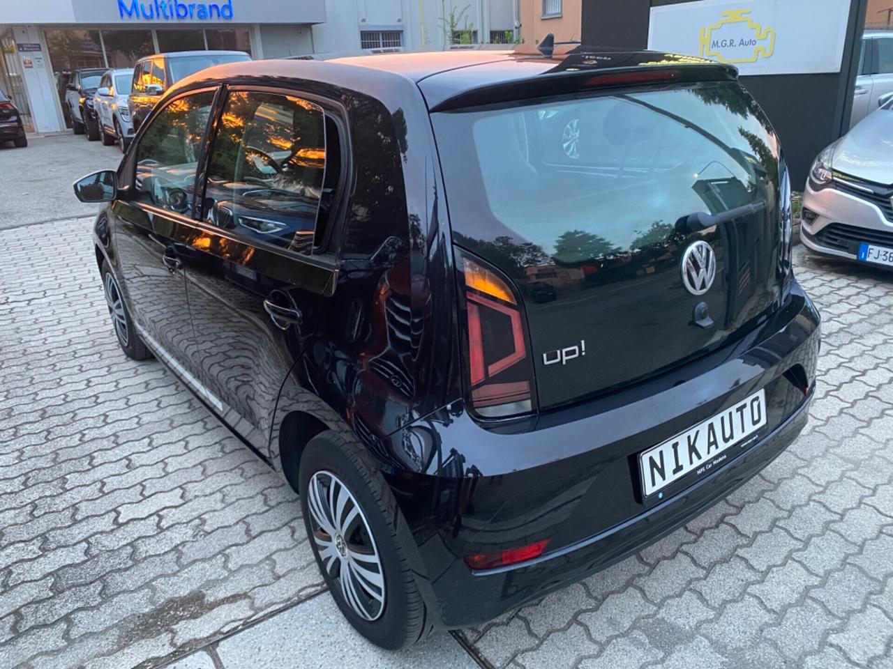 Volkswagen up! 1.0 75 CV 5p. high up!