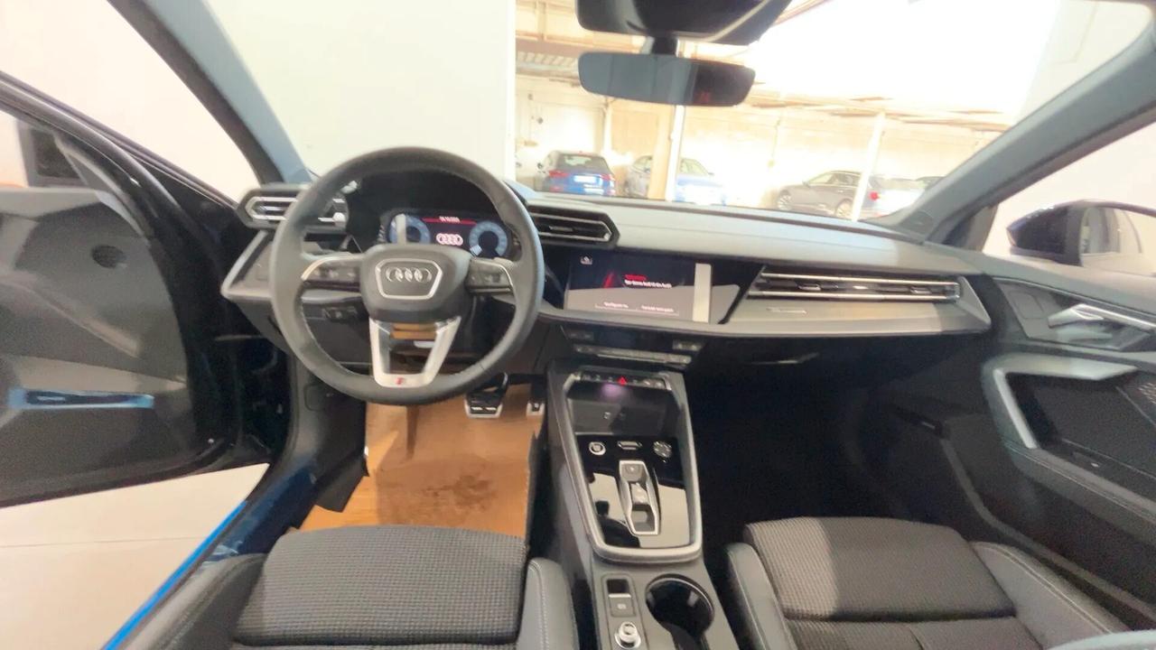 Audi A3 Sportback 2.0 Diesel 150cv TETTO APRIBILE S line S tronic