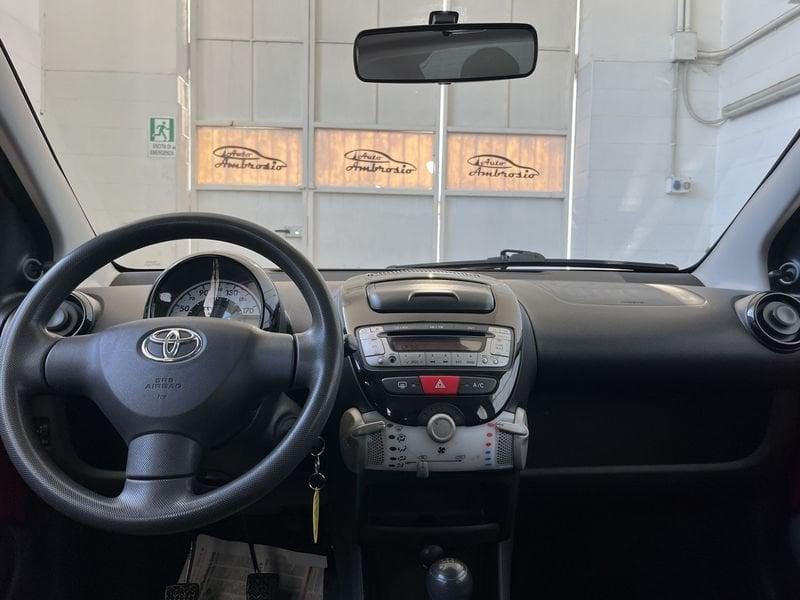 Toyota Aygo Aygo 1.0 12V VVT-i 5 porte Cool Soda Connect