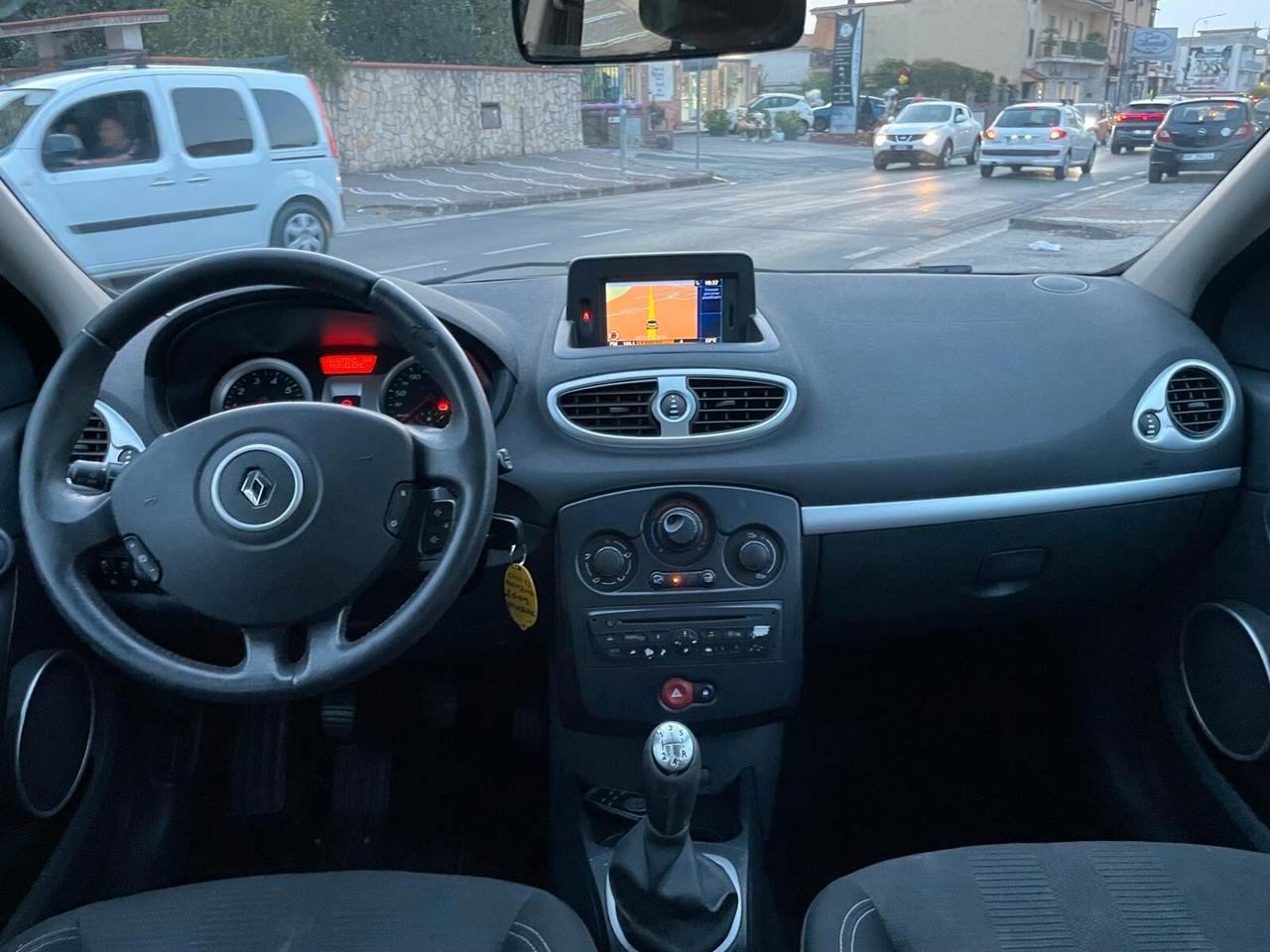 Renault Clio 1.2 16V 5 porte Luxe