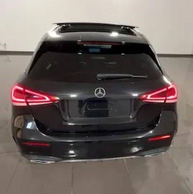 MERCEDES-BENZ A 180 Automatic 4p. Premium AMG Line