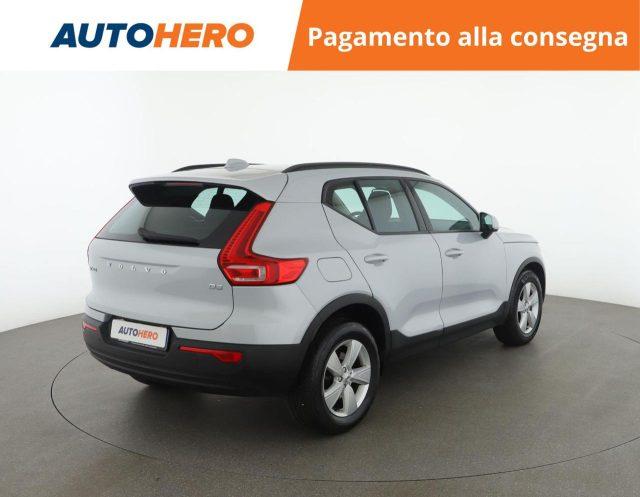 VOLVO XC40 D3 AWD Geartronic Momentum Core