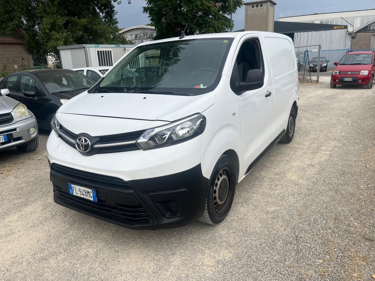 Toyota Proace Proace Verso 1.6D L0 S Comfort