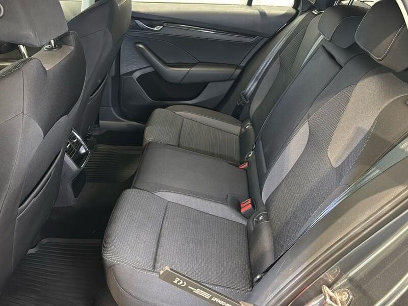 Škoda Octavia 1.5 TSI G-TEC EXECUTIVE DSG