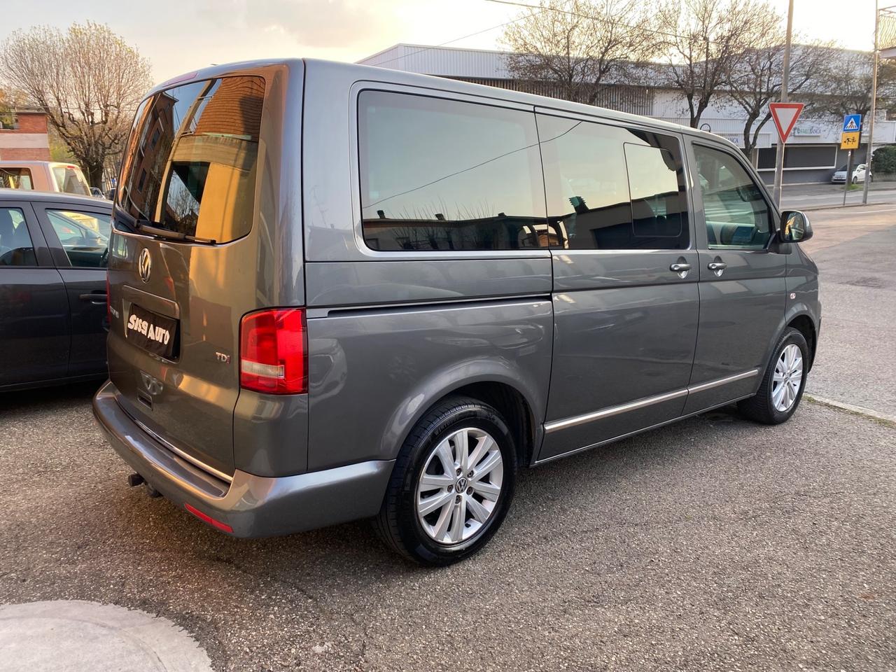 Volkswagen Multivan 2.0 TDI 140CV Highline 7 posti NEOPATENTATI!!!