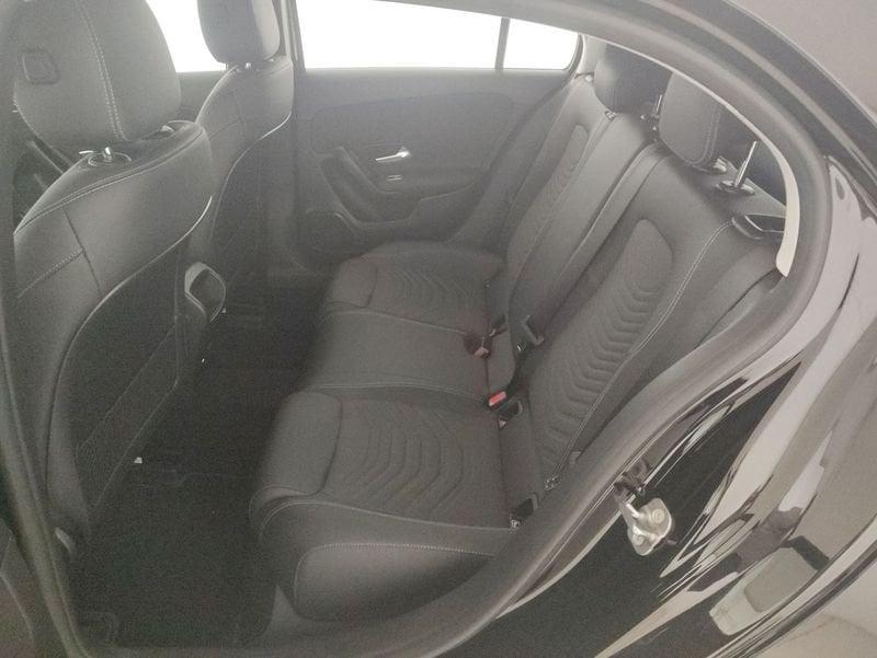 Mercedes-Benz Classe A A 180 d Advanced auto