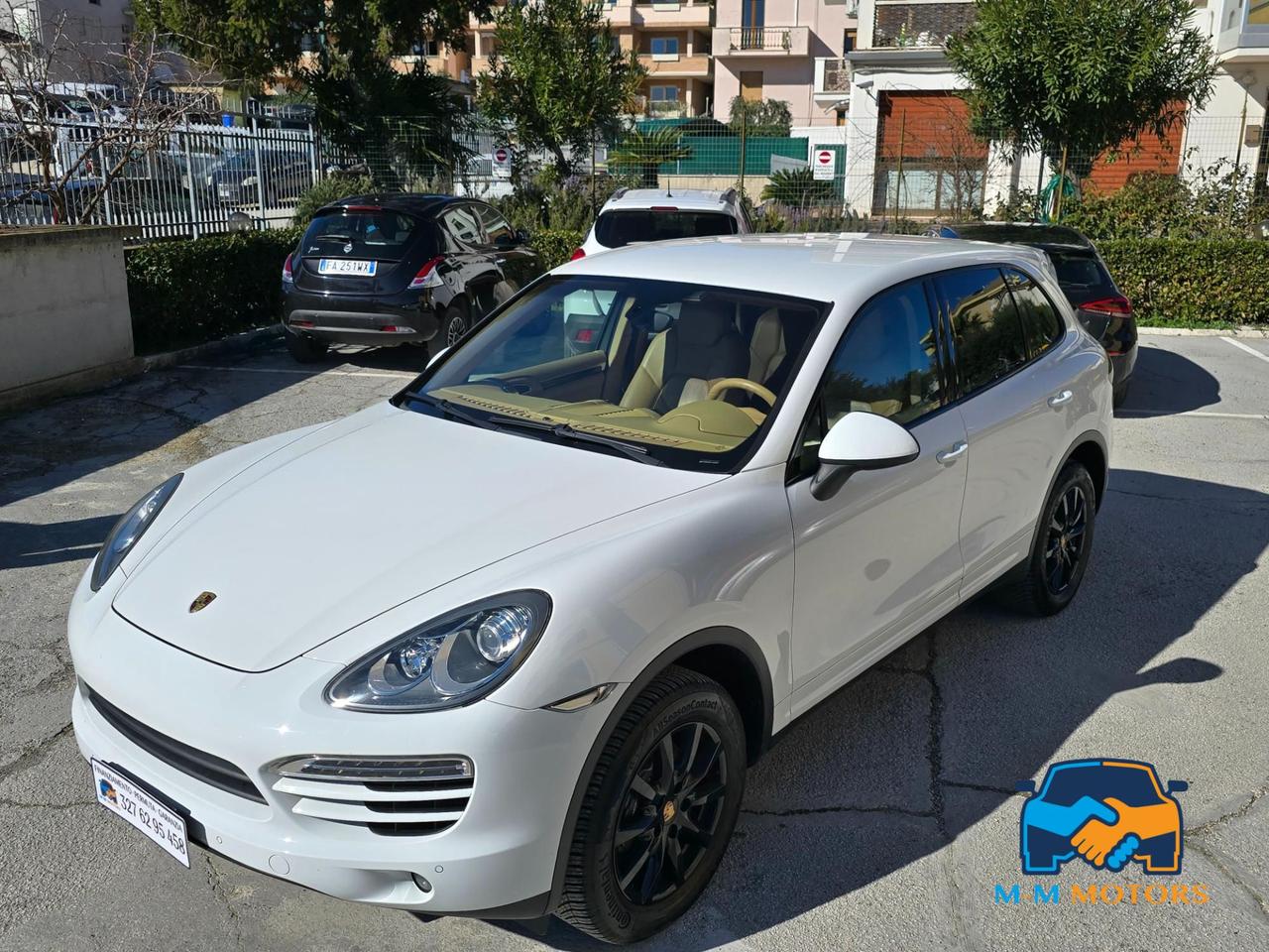 Porsche Cayenne 3.0 V6 tdi 245cv tiptronic