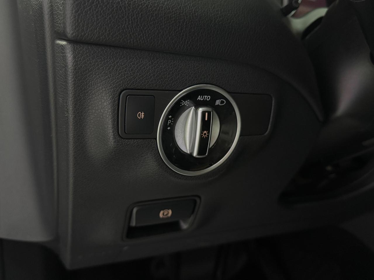 Mercedes-benz GLA 200 d Automatic Premium