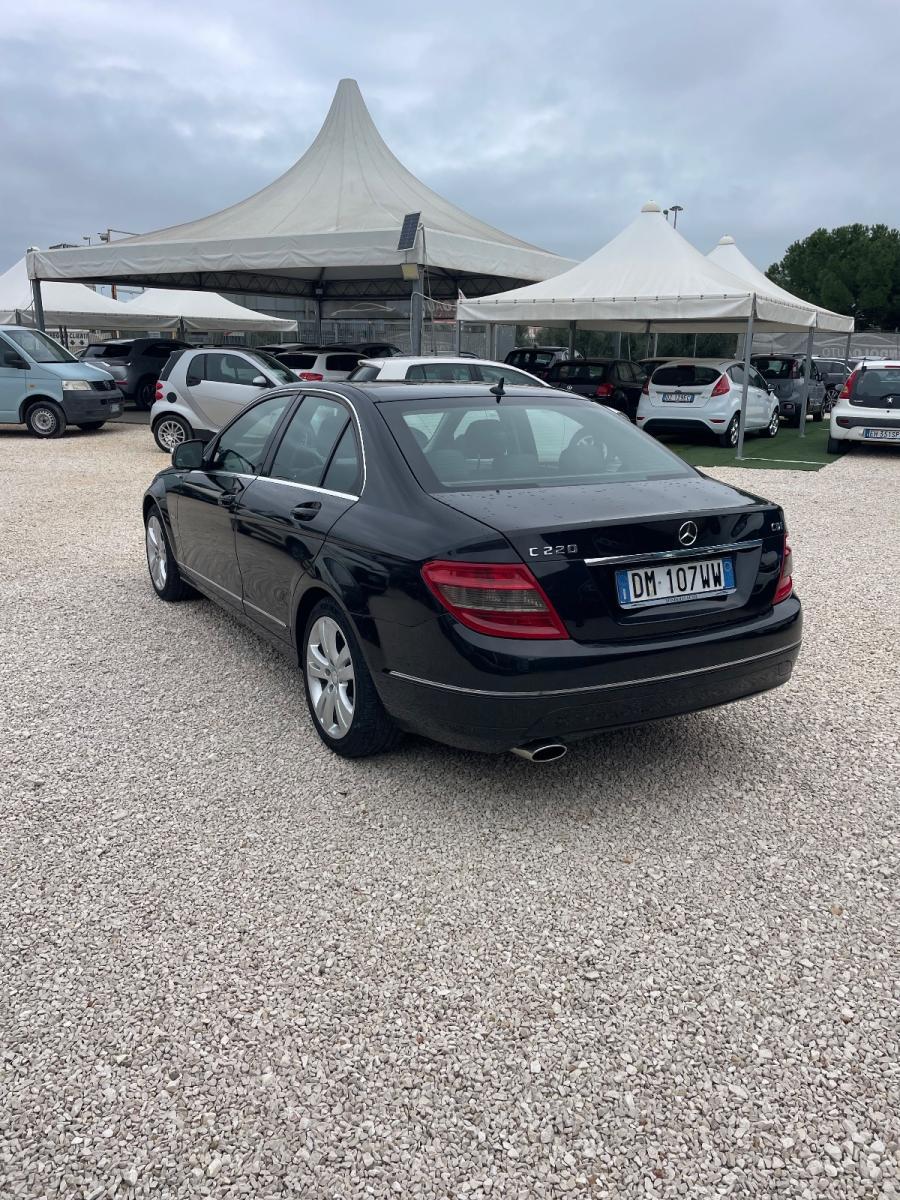 MERCEDES - Classe C - 220 CDI Avantgarde