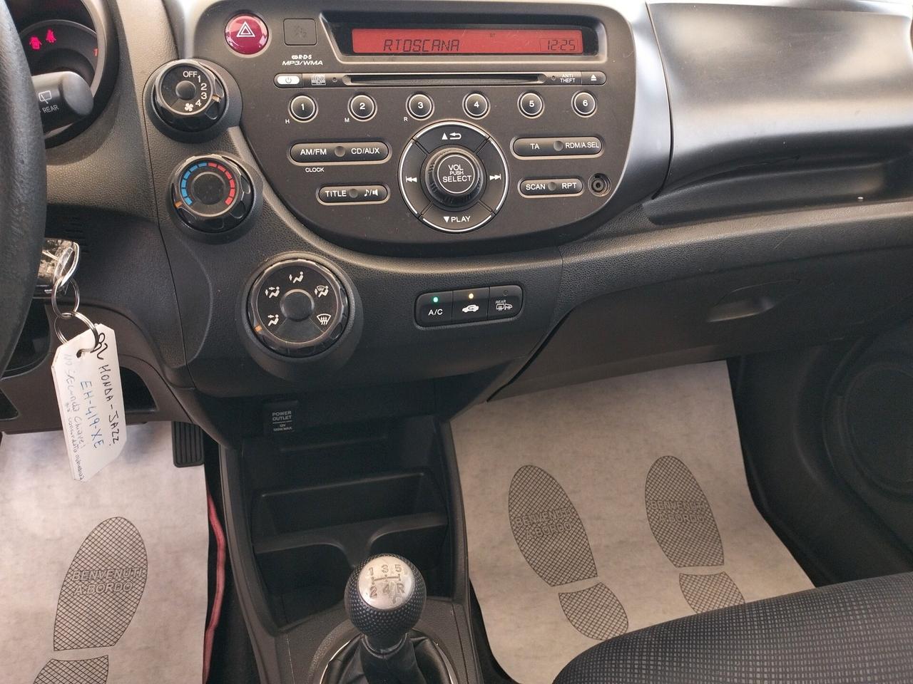 Honda Jazz 1.2 i-VTEC Trend - NEOPATENTATI