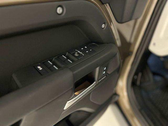 LAND ROVER Defender Defender 110 3.0D I6 200 CV AWD Auto X-Dynamic SE