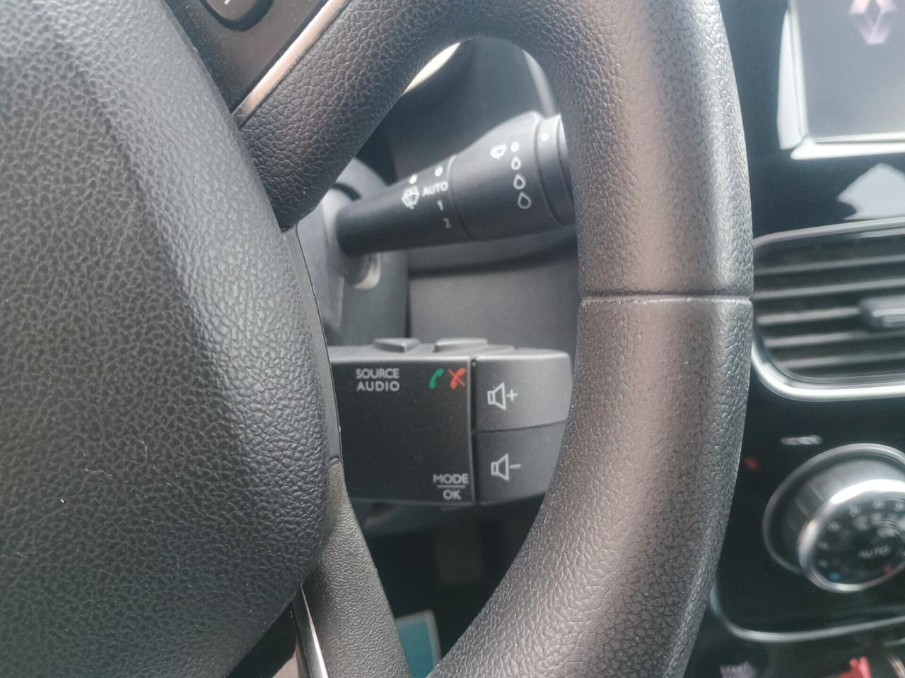 RENAULT CLIO NEOPATENTATI EURO6B