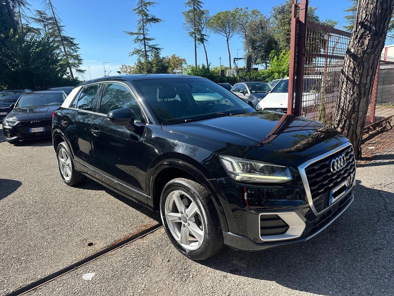 Audi Q2 30 TDI Admired fari led *promo*