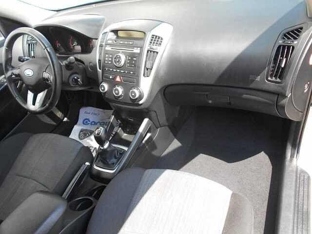 Kia Ceed 1.6 CRDi VGT 90CV 5p. Platinum