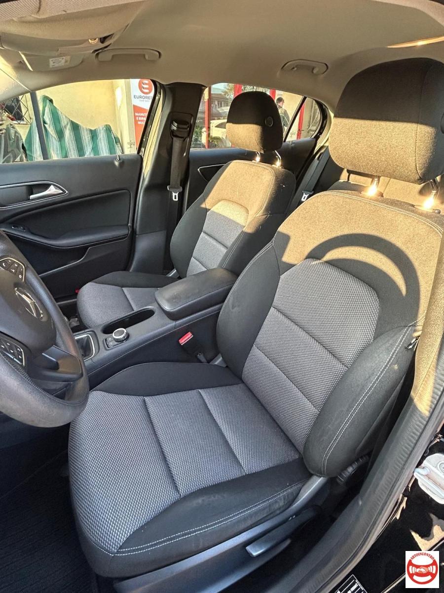 MERCEDES - Classe GLA - GLA 180 d Premium