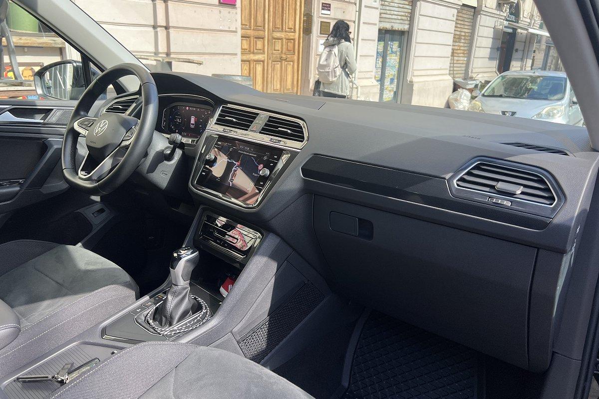 VOLKSWAGEN Tiguan 2.0 TDI 150 CV SCR DSG Elegance