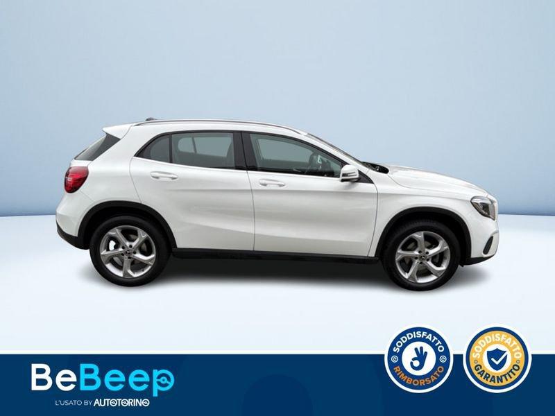 Mercedes-Benz GLA 200 SPORT AUTO