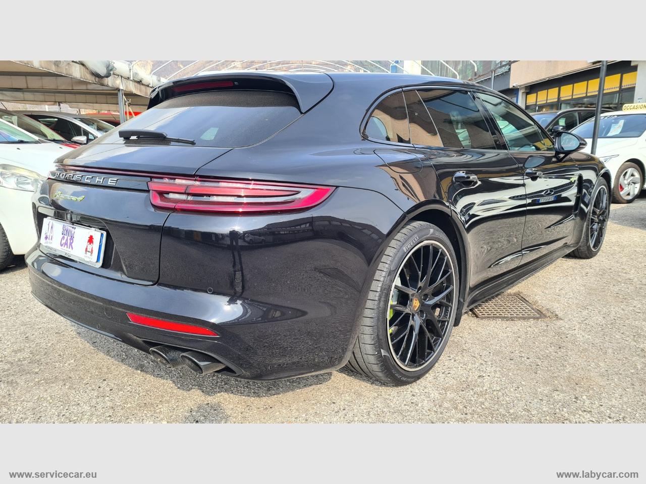 PORSCHE Panamera 4 E-Hybrid Sport Turismo