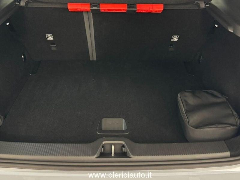 Volvo EX30 Single Motor Extended Range RWD Ultra