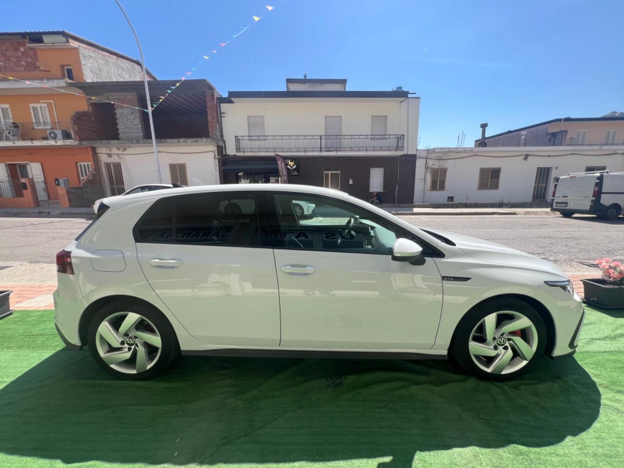 Volkswagen Golf 2.0 TDI GTD DSG