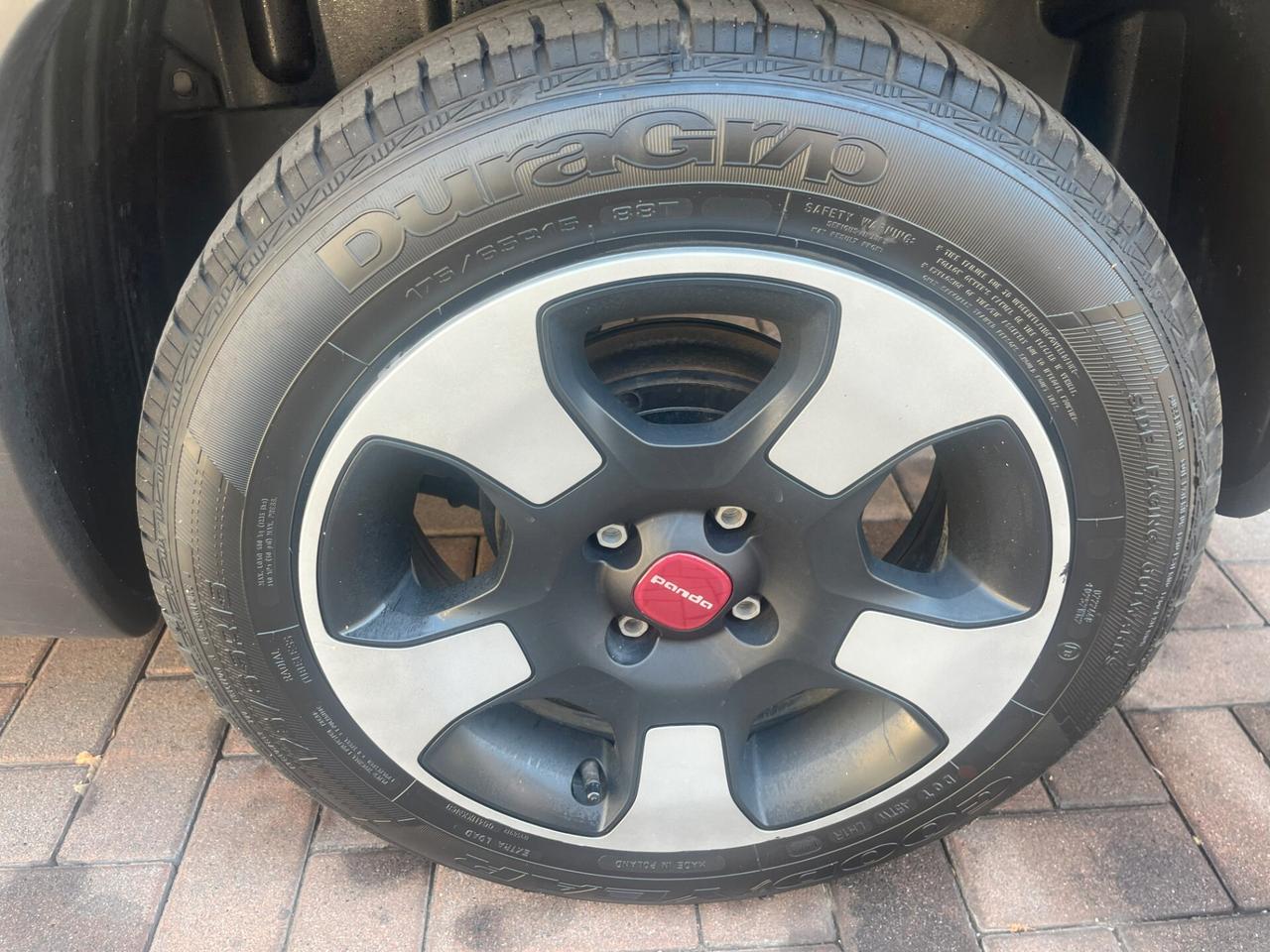 Fiat Panda 1.0 FireFly S&S Hybrid City Cross - Clima automatico - Fedinebbia - Touch screen