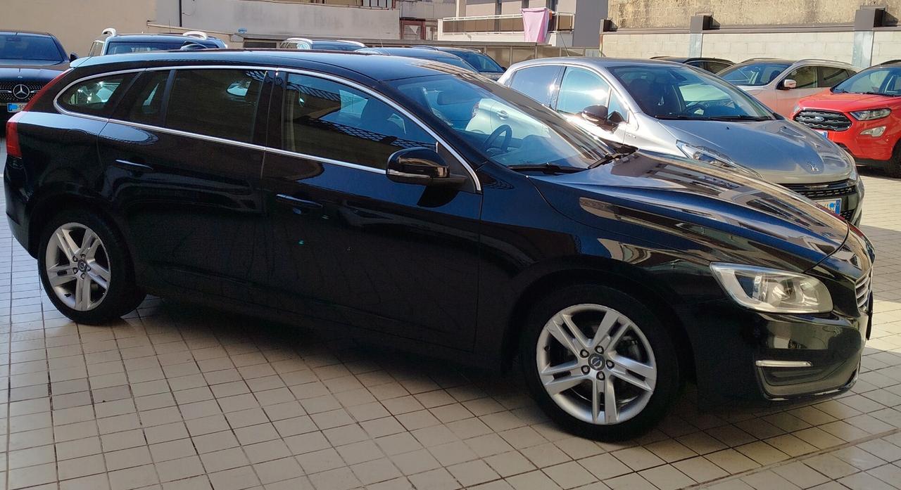 Volvo V60 D4 Geartronic Summum