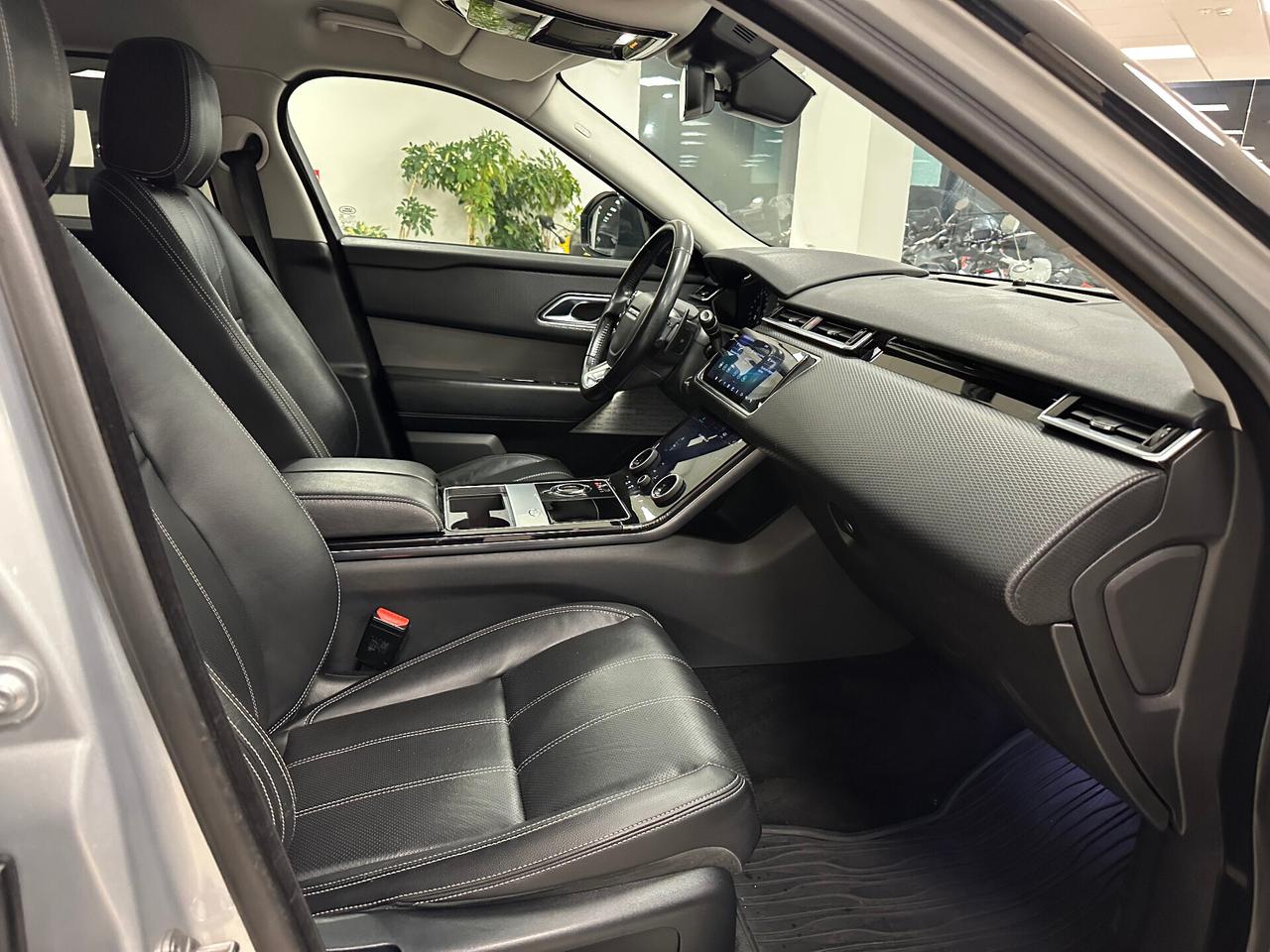 Land Rover Range Velar 2.0D I4 240 CV R-Dynamic SE