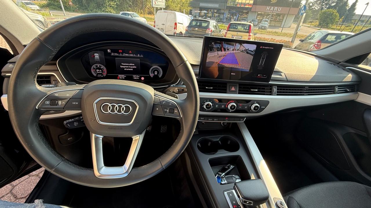 AUDI A4 S LINE 2023 l