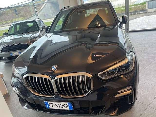 BMW X5 M 50 i xDrive M SPORT INDIVIDUAL List. 153.300 €