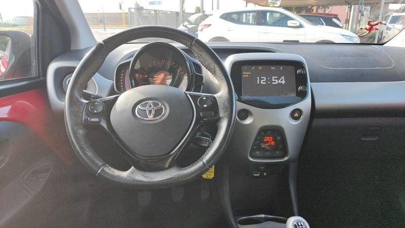 Toyota Aygo Aygo 1.0 VVT-i 69 CV 5 porte x-play